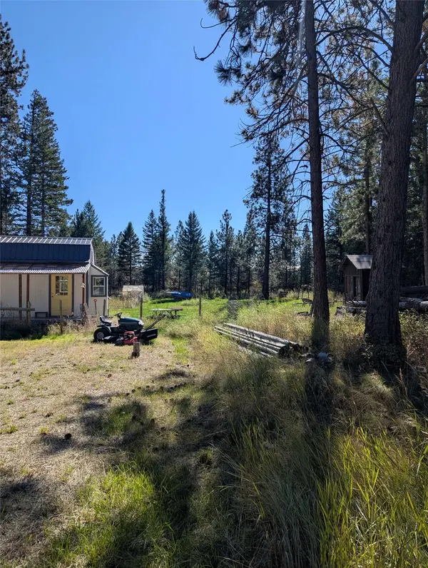 1084 1st ST, Columbia Falls, MT 59912