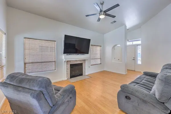 3325 Moon River ST, Las Vegas, NV 89129