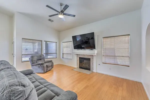 3325 Moon River ST, Las Vegas, NV 89129