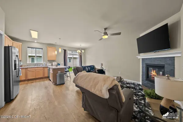1473 Shallow Pool DR #J1, Anchorage, AK 99504