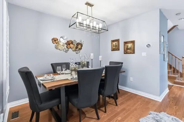2481 Carberry WAY, Oakville, ON L6M 4S5