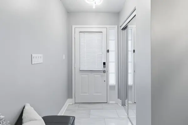 2481 Carberry WAY, Oakville, ON L6M 4S5