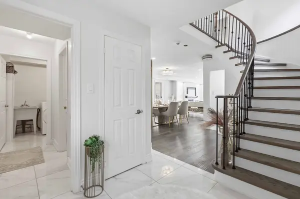 3850 Forest Bluff CRES, Mississauga, ON L5N 7V1