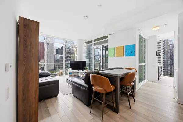 290 Adelaide ST #2310, Toronto C01, ON M5V 0P3