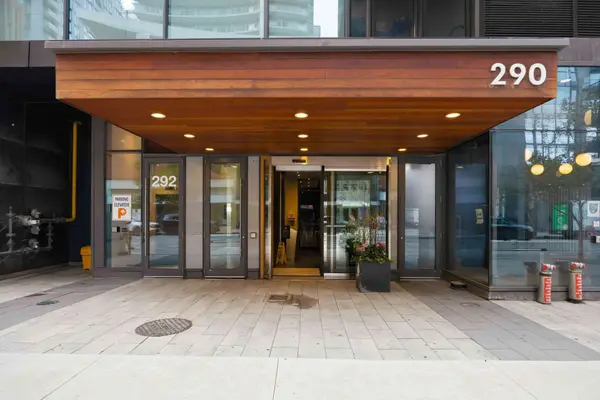 290 Adelaide ST #2310, Toronto C01, ON M5V 0P3