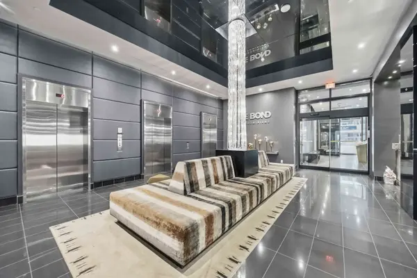 290 Adelaide ST #2310, Toronto C01, ON M5V 0P3