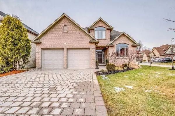 404 South Carriage WAY, London North, ON N6G 0B2