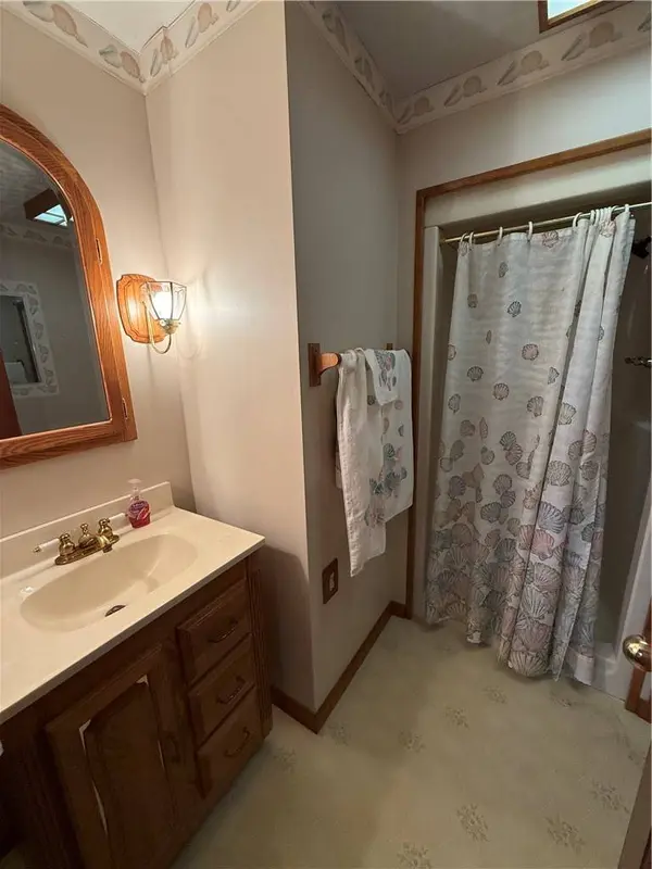 1308 Buckeye Road, Kirby/mt.morris, PA 15349
