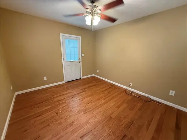 8 Penn Avenue, East Bethlehem, PA 15322