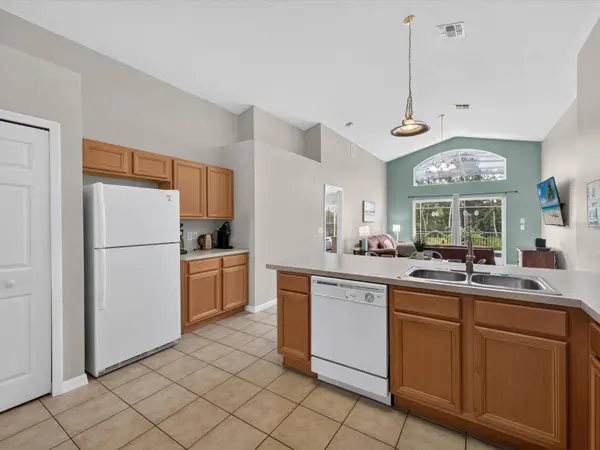 554 PALOMA DR, Davenport, FL 33837