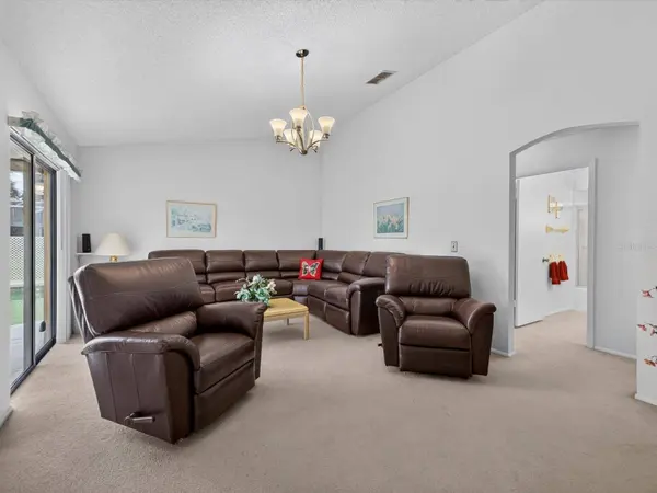1016 LESTER RIDGE CT, Kissimmee, FL 34747