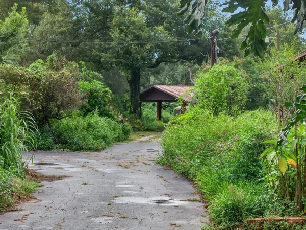 11094 CR 683D, Webster, FL 33597