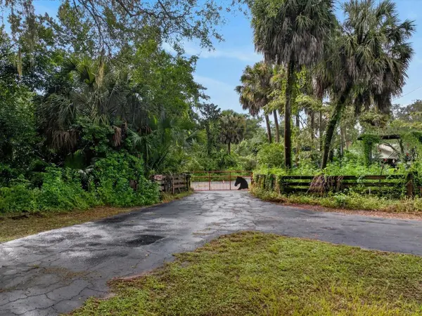 11094 CR 683D, Webster, FL 33597