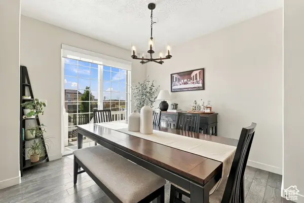 1427 W LEDGEBROOK LN, Lindon, UT 84042