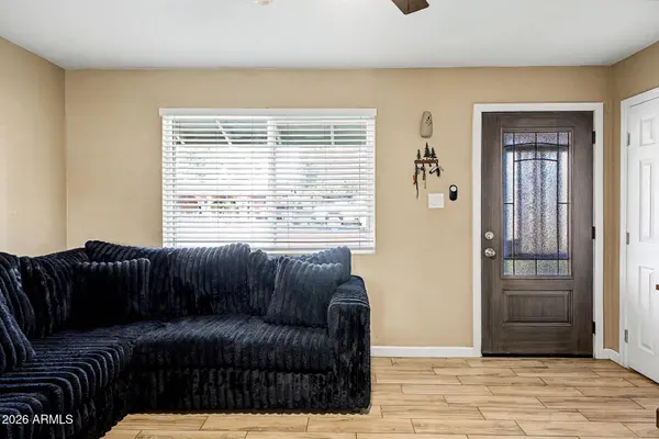 3801 W LEWIS Avenue, Phoenix, AZ 85009