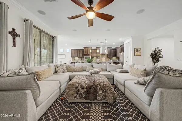 10453 W EL CORTEZ Place, Peoria, AZ 85383
