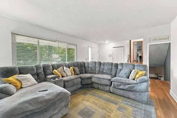 4845 Valley Forge Drive, Columbus, OH 43229