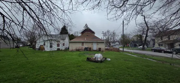 824 E 2nd Street, Lima, OH 45804