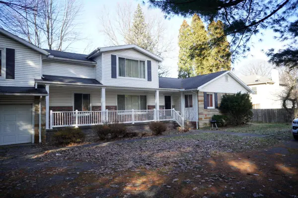 5285 Ridgebury Boulevard, Cleveland, OH 44124