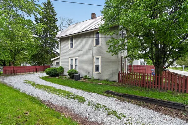 402 Vine Street, Ashland, OH 44805