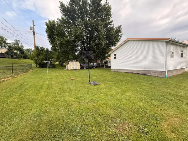 9859 Indian Lake Road, Byesville, OH 43723