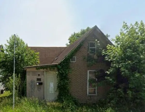 311 McConnell Street, Uhrichsville, OH 44683