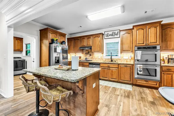 1144 Fortner RD, Wetumpka, AL 36092