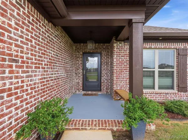 148 Preserve Ridge LN, Wetumpka, AL 36092