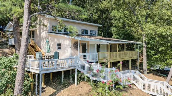 1880 Minnie Knight RD, Titus, AL 36080