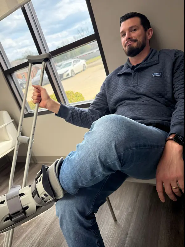 I broke my toe… and the lesson hit harder than the injury,Lyle Wilks