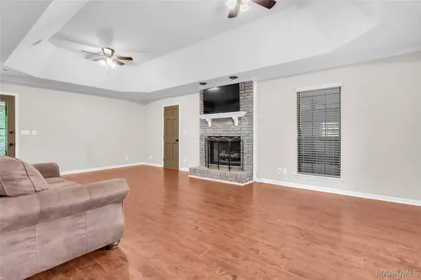 2065 Weoka RD, Wetumpka, AL 36092