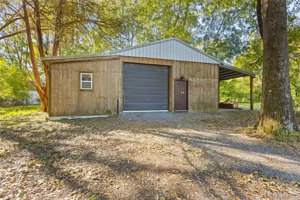 376 Old Ware RD, Wetumpka, AL 36093