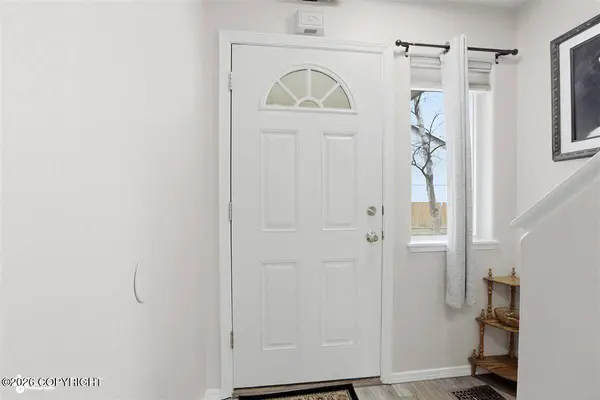 2650 Lauren Creek LOOP 18, Anchorage, AK 99507