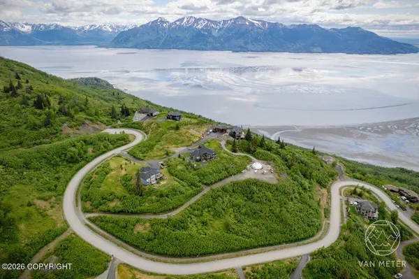 L1 B3 Southpointe Ridge DR, Anchorage, AK 99516