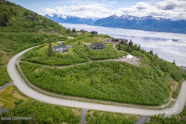 L1 B3 Southpointe Ridge DR, Anchorage, AK 99516
