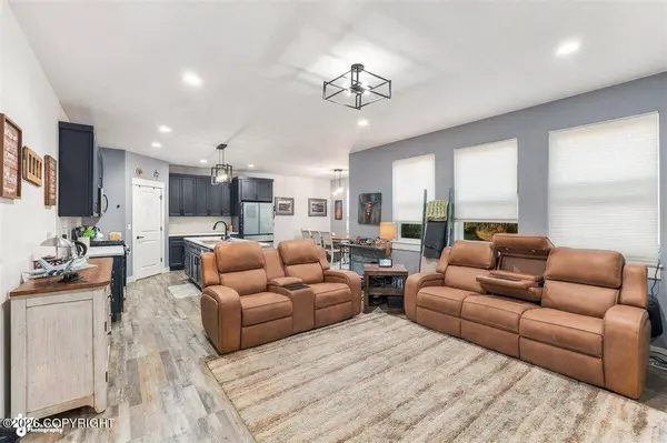 4611 N Edenfield RD, Wasilla, AK 99623