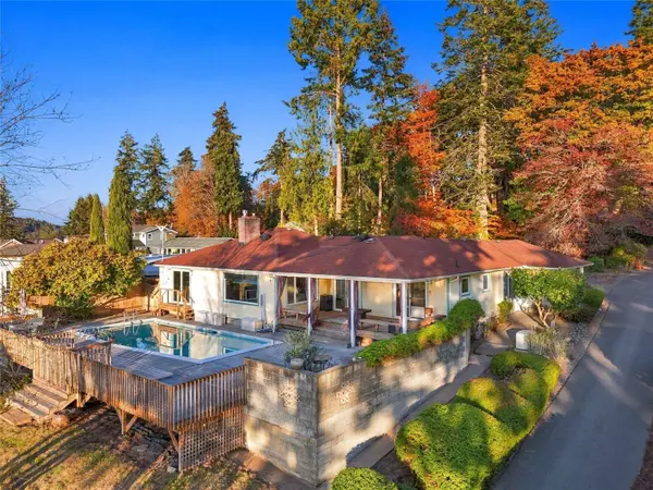 718 42nd Ave NW, Gig Harbor, WA 98335