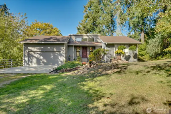 907 Powell ST, Steilacoom, WA 98388
