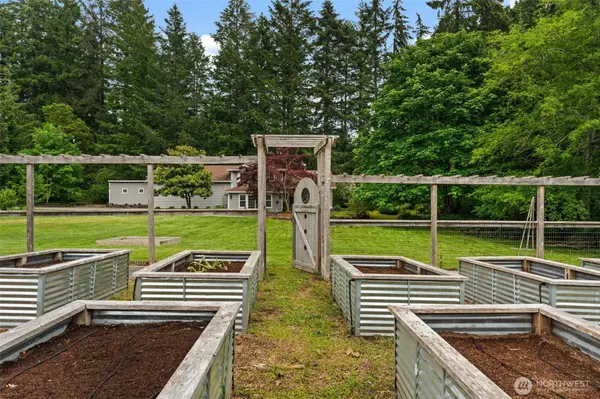9922 132nd ST NW, Gig Harbor, WA 98329
