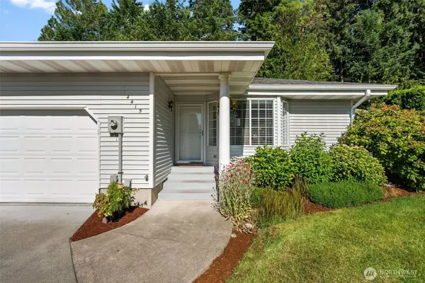 4415 32nd AVE NW #2B, Gig Harbor, WA 98335