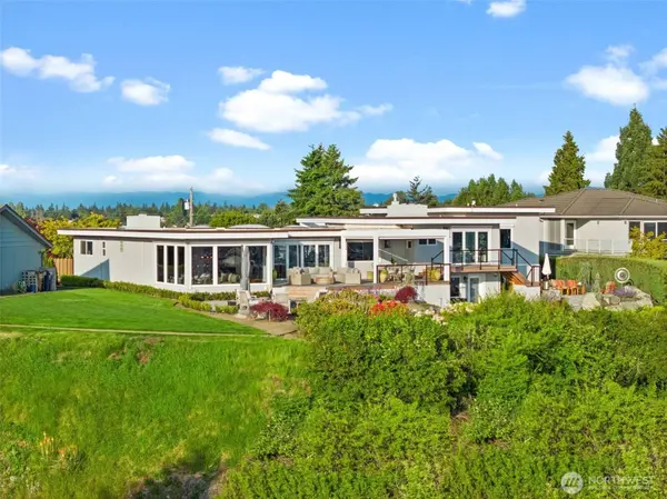 3404 Shorecliff DR NE, Tacoma, WA 98422