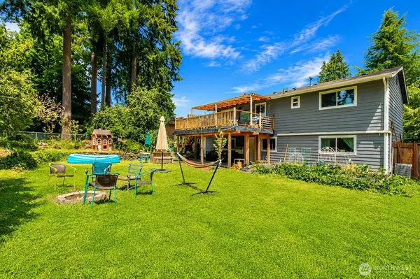 7020 E Homestead CT, Tacoma, WA 98404