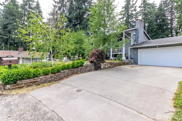 7020 E Homestead CT, Tacoma, WA 98404
