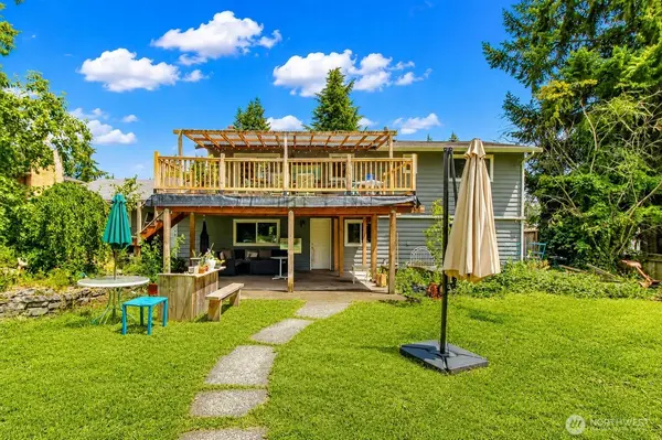 7020 E Homestead CT, Tacoma, WA 98404