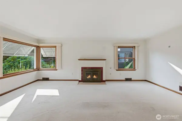 1015 N Sheridan AVE, Tacoma, WA 98403