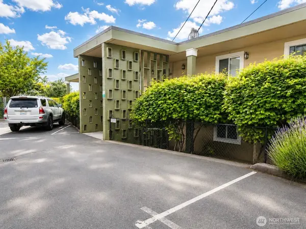 1717 E 16th Street Ct #103, Bremerton, WA 98310