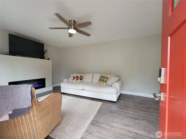 1506 Bloomington AVE, Bremerton, WA 98312