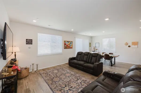 909 Timberline AVE, Bremerton, WA 98312