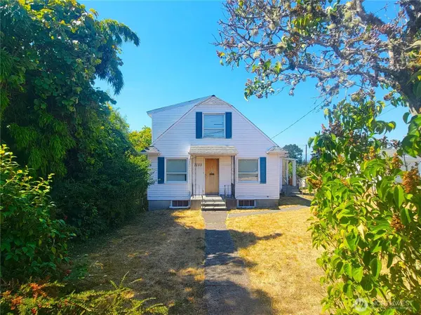 1133 Hayward AVE