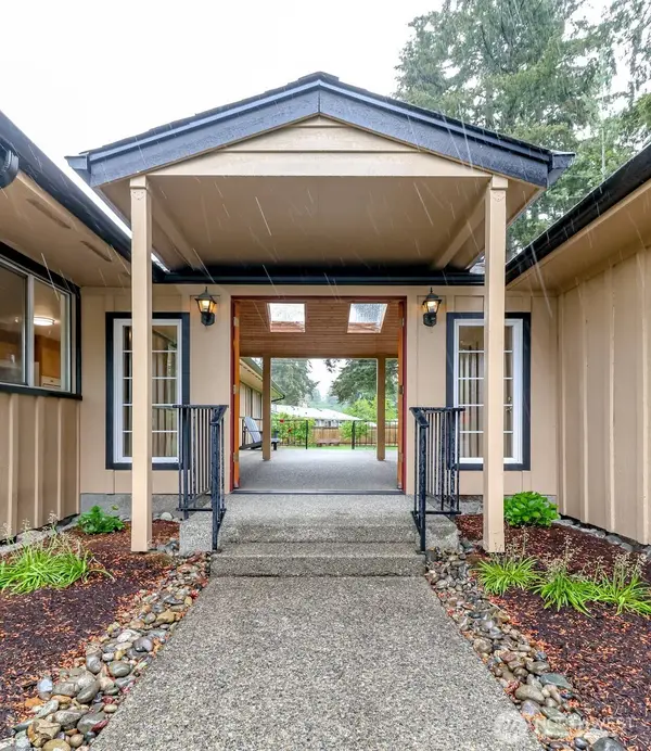 8223 Sherwood Forest ST SW, Lakewood, WA 98498